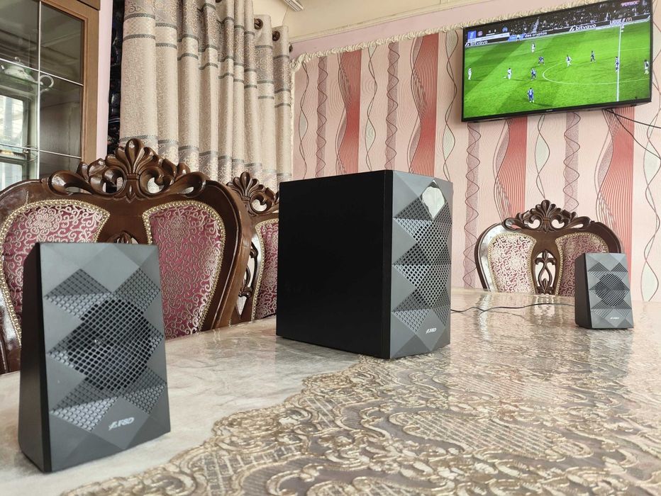 F&D 2.1 blutus usb fleshka aux bor hammasi ishlaydi ideal holatda