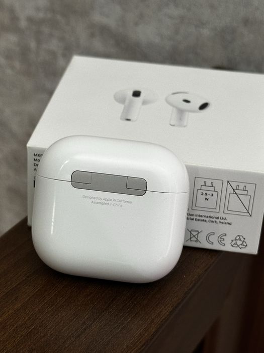 Кейс от airpods 4 без шумоподавления
