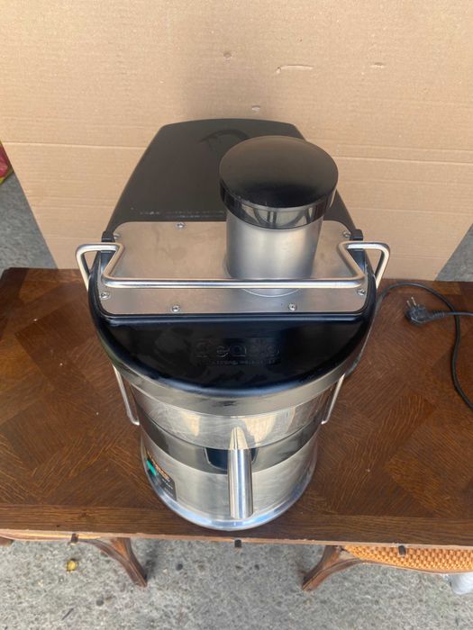 Професионална Фреш машина Z22 за плодове и зеленчуци