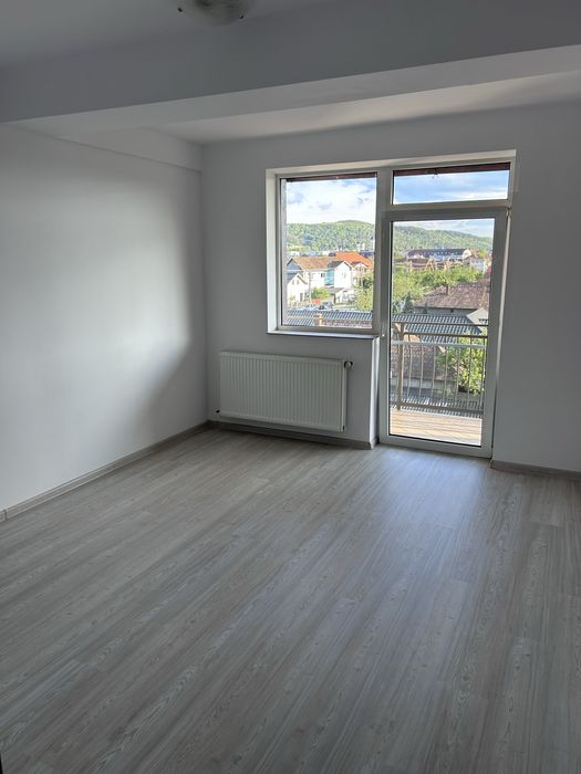 Apartament 3 camere 69mp