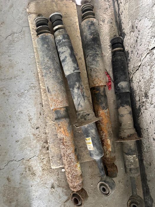 Амортизаторы на тоета