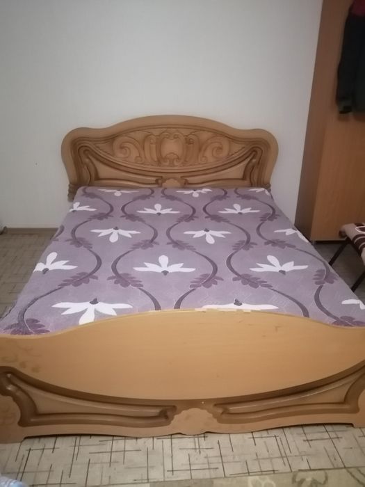 Продам кровать с матрацом, б/у