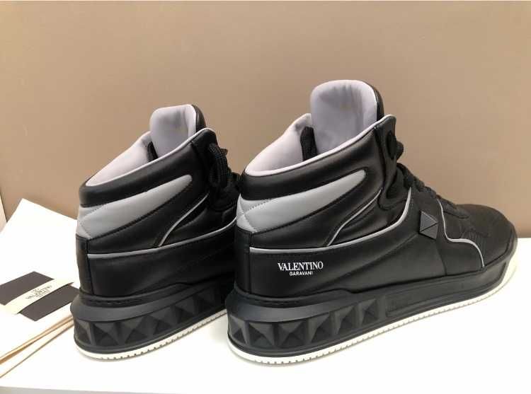 Valentino Garavani ghete piele 44-44,5 si 45 full box, retail 790 euro