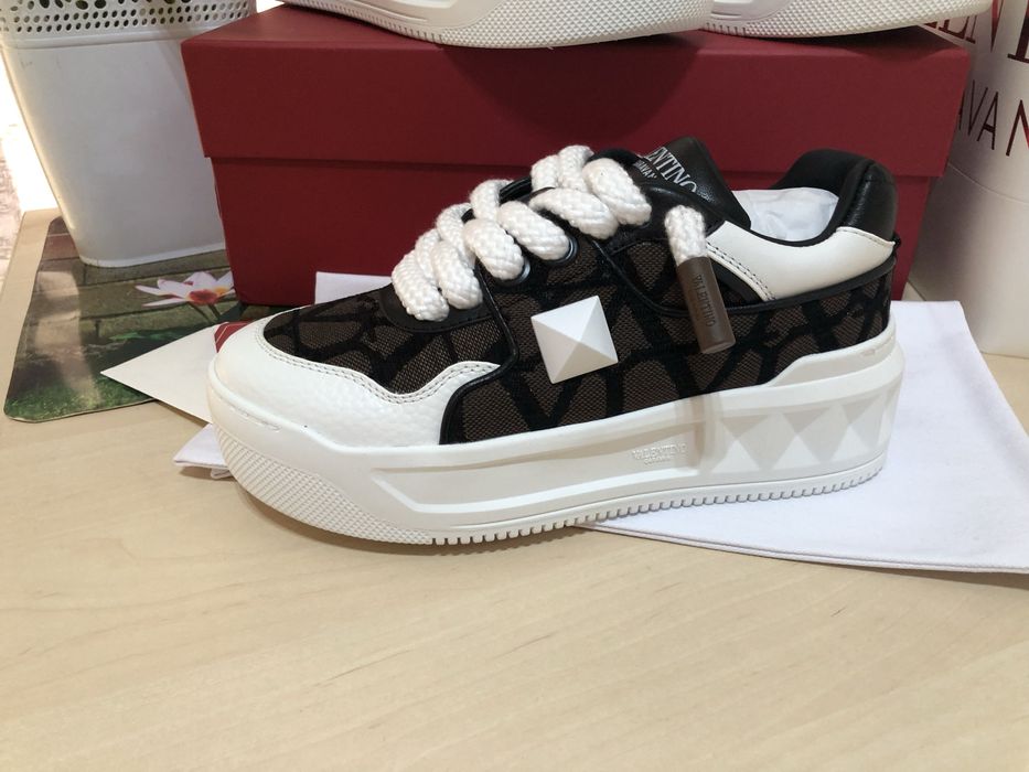 Adidasi Valentino One Stud XL PREMIUM FULL BOX