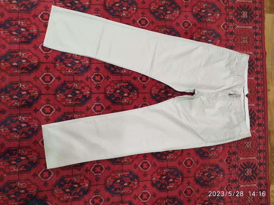 Джинсы Вранглер.