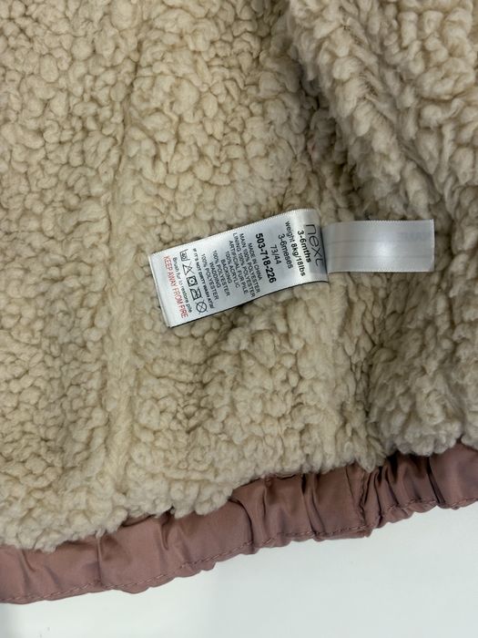 Куртка на девочку