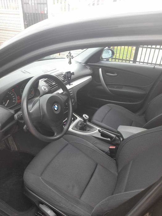 BMW 1 Series 2009 — imagine 5