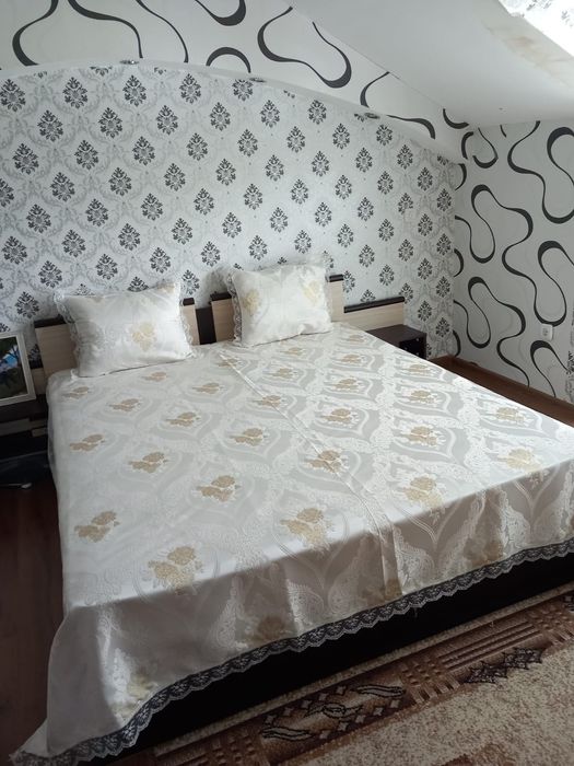 Спалня с матрак 160/200