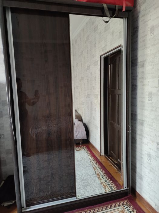 Шкаф сотилади ..