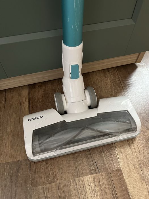 Capat aspirator fara fir Tineco
