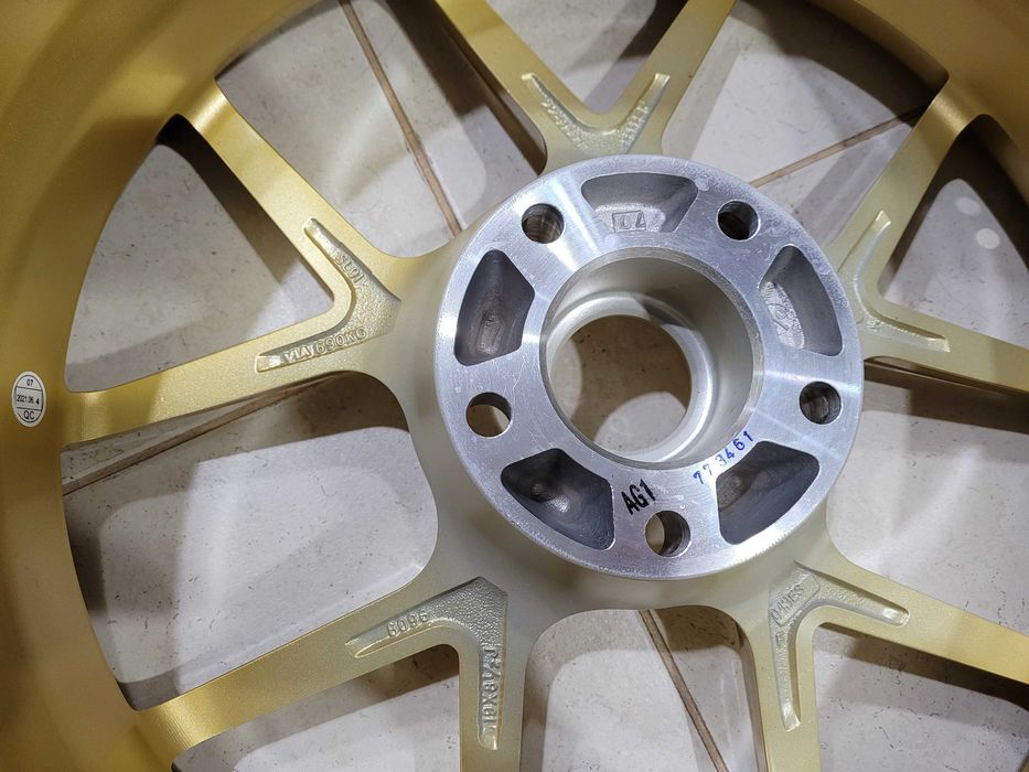 Janta BMW Tesla Opel Japan Racing SL01 19x8.5 5x120 semi forjat usoara