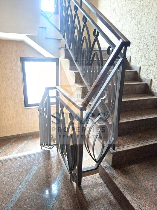 Тристаен апартамен Окръжна болница