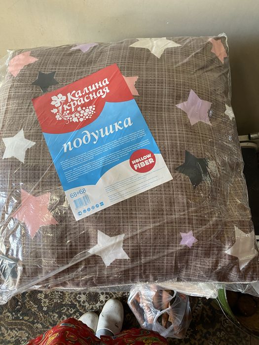 Продам подушки , новые