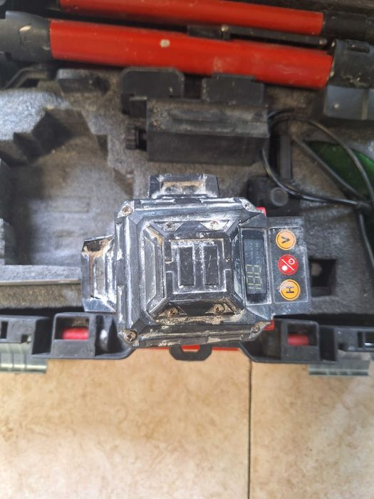 Лазарен нивелир Elefant E40T