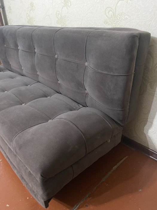 диван б/у, в хорошем состоянии