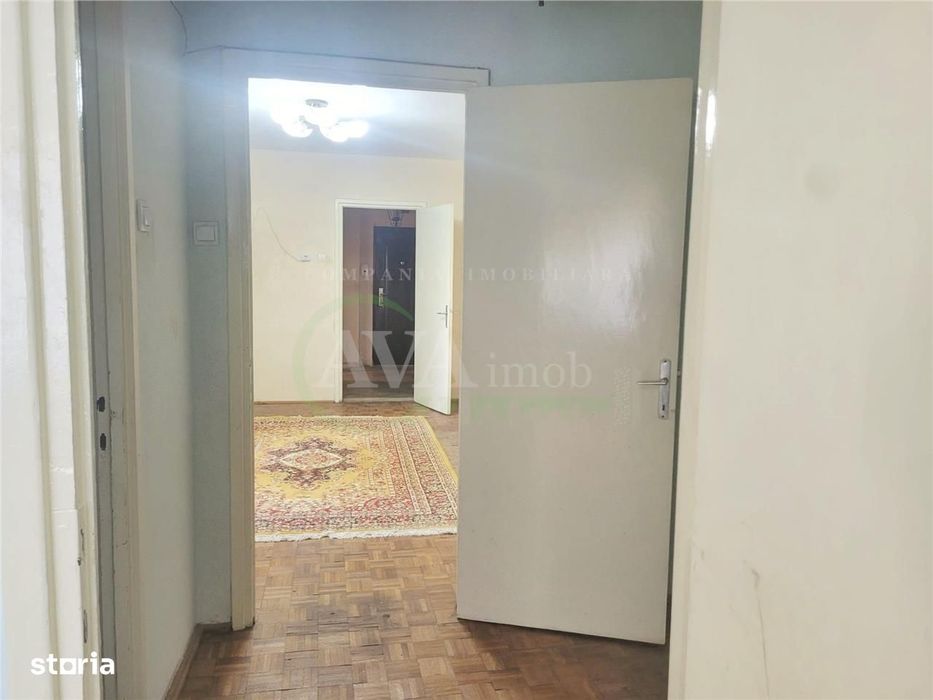 Apartament 2 camere semidecomandat, zona Orizont