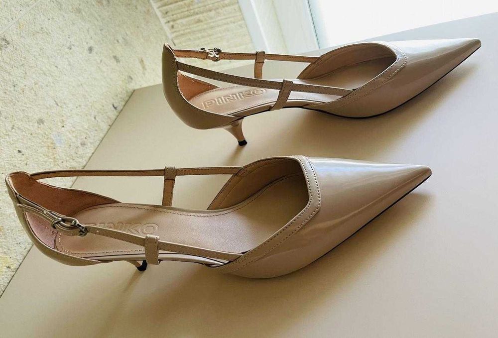 Pantofi nude stiletto Pinko