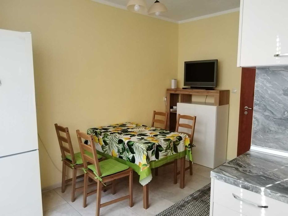 Дава се под наем Двустаен апартамент в София, Хиподрума - 62 кв.м за 840 € - Снимка #1