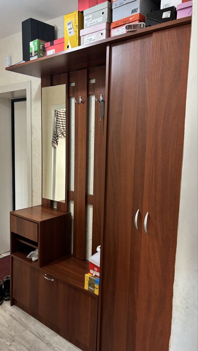 Шкаф в прихожую