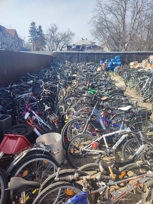Vând Biciclete Bacău 200 Ron