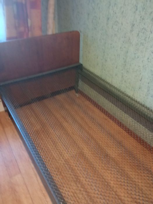 Кровать с панцирной сеткой