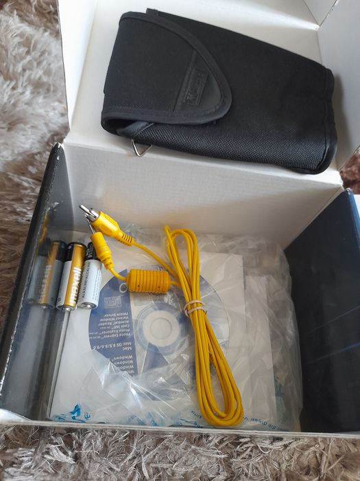 Фотоапарат чисто нов