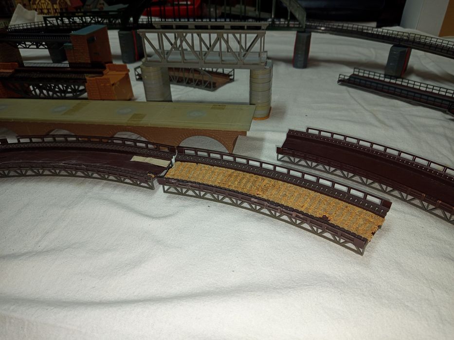 Poduri pasarele HO Marklin Faller Vollmer trenulețe diorama Roco piko