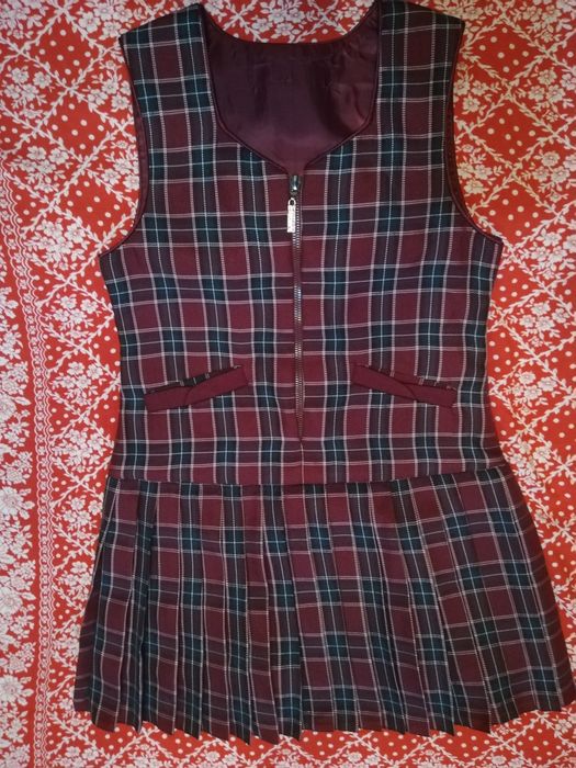 Продам костюм 2000тг