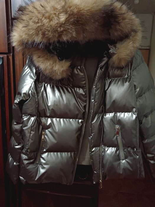 Продавам чисто ново  спорно зимно яке размер XL