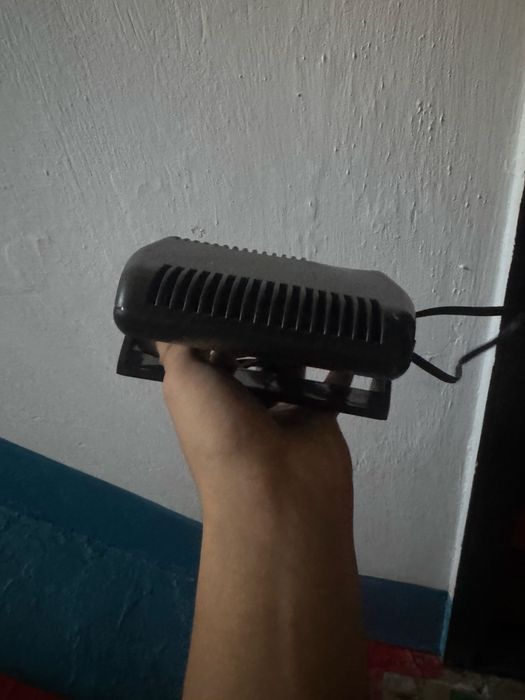 Автомобильный обогреватель / тепловентилятор 12V от прикуривателя