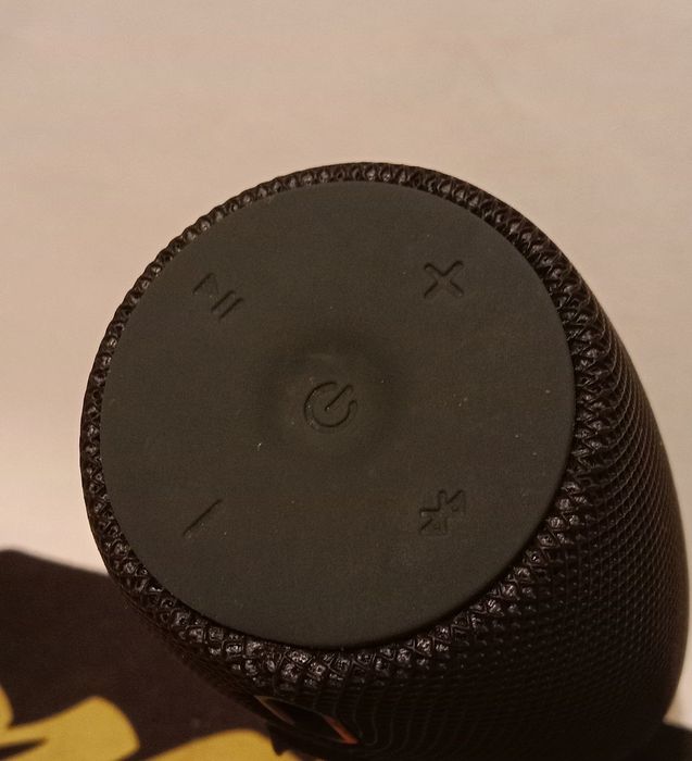 Продам колонку Philips