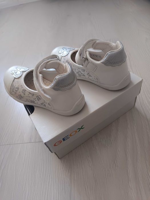 Pantofi fete geox nr 26