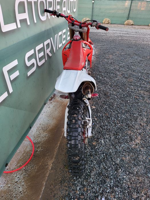 Vand sau schimb Honda vrd 250r