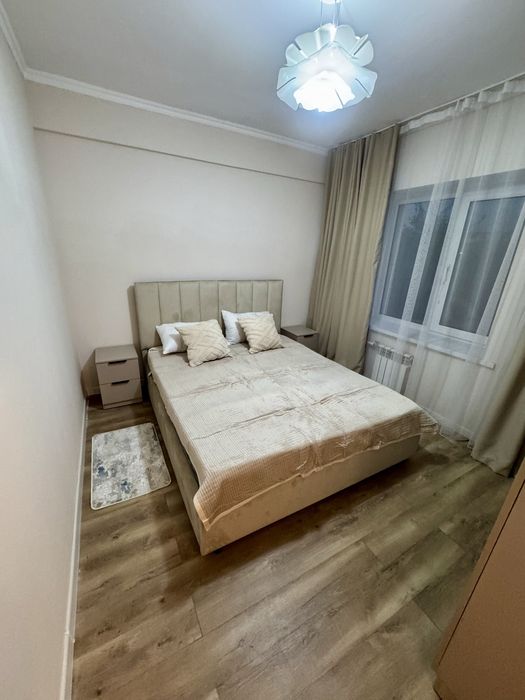 Продам 4 комнатную квартиру
