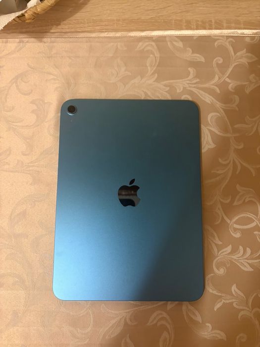 Apple iPad 11” (A16) – 128GB