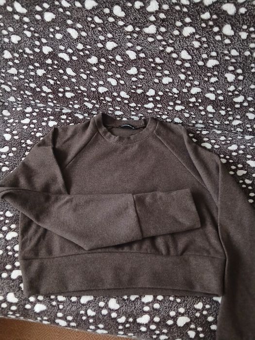 Чиста нова блуза