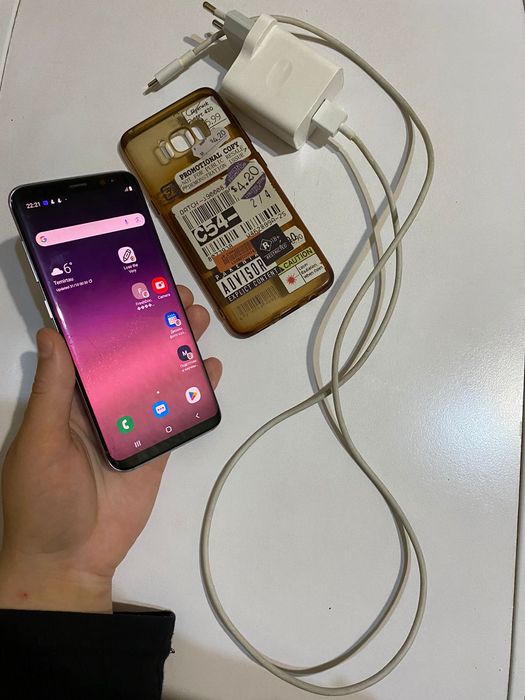 Андройд С8 телефон