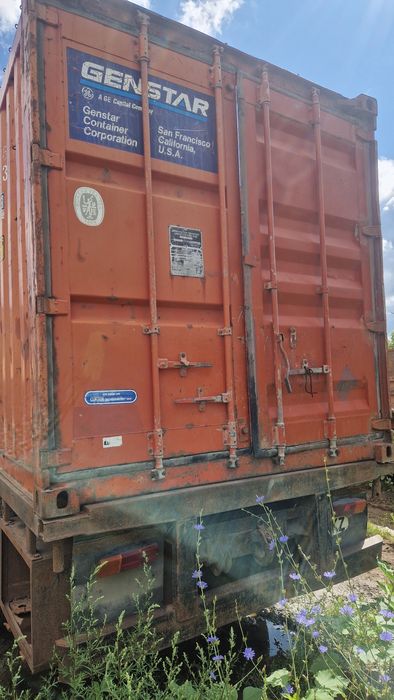 Полуприцеп контейнер