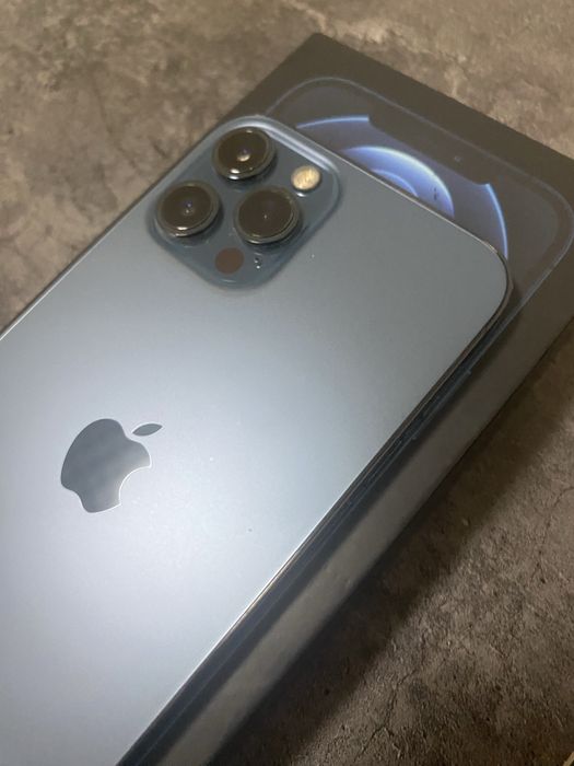 Продам iphone 12 pro max