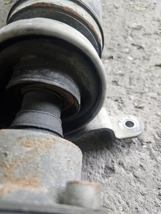 Кардан за Vw T5 2.5tdi 4x4 6 скорости