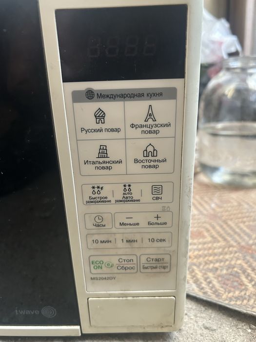 Микроволновка LG