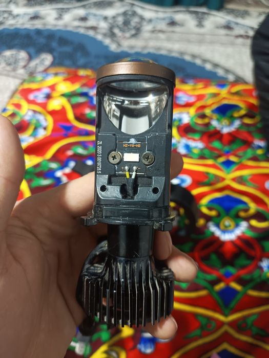Y8 led cobaltdan yechilgan