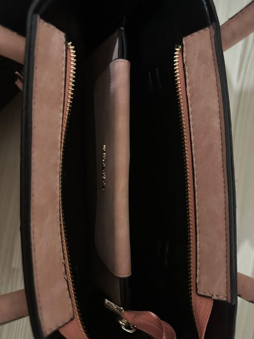 Чисто нова чанта  Prada