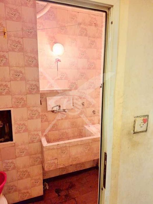 Продава се Двустаен апартамент в Бургас, Славейков - 41 кв.м за 1757 €/кв.м - Снимка #3