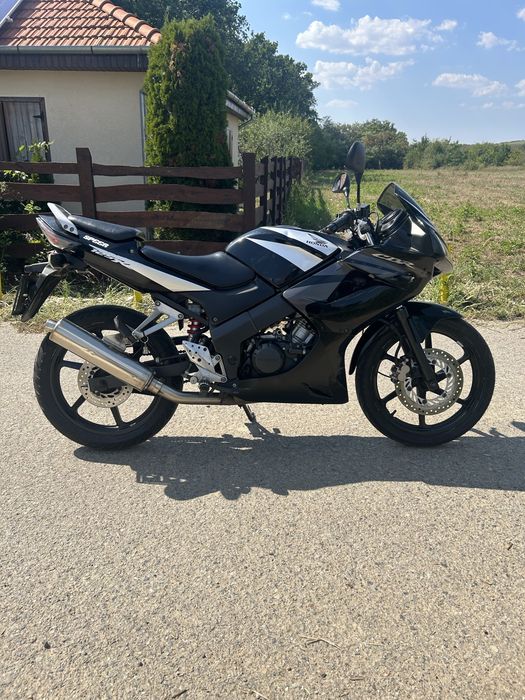 Vând Urgent!Honda cbr 125 jc39