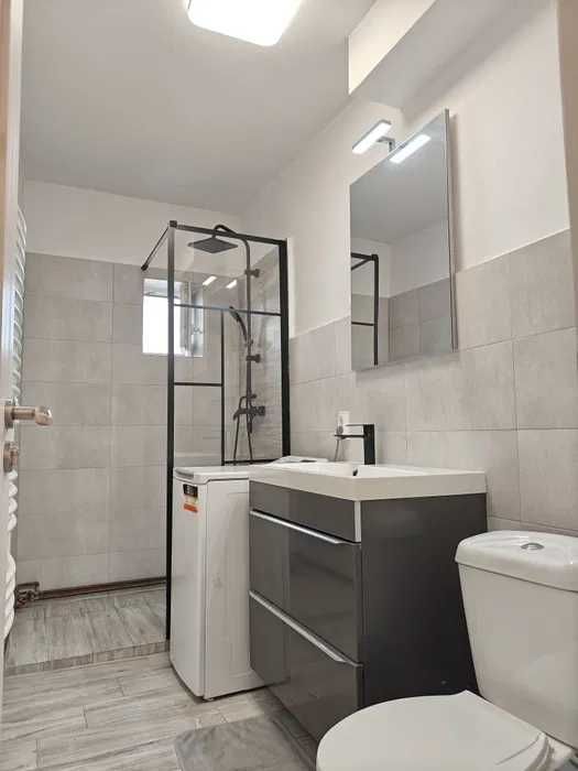 PF inchiriez ap. 2 camere decomandate zona Garii