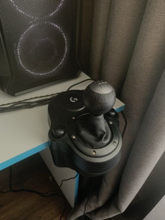 Продам руль Logitech g29+shifter