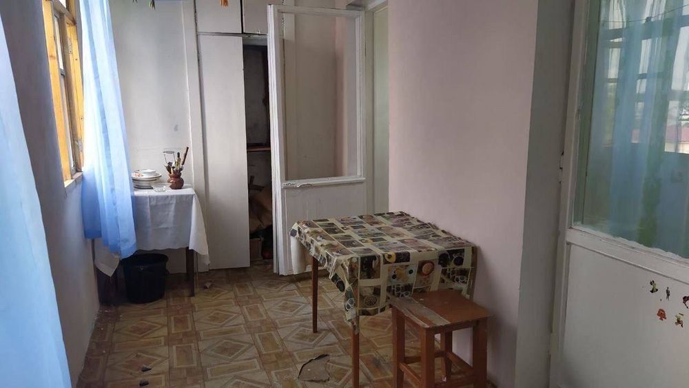 Сдаётся 2x комнатная квартира   
C обстановкой 
В горде Алмалыке