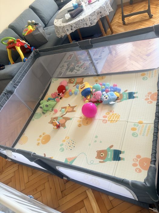Продавам много запазема кошара за игра
