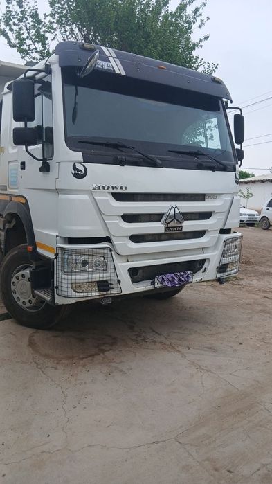 Самосвал Howo 2022